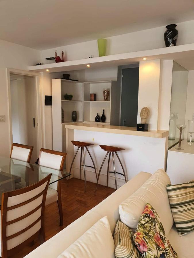 Apartment Arpoador Comfort: Beachside With Fiber Internet Rio de Janeiro