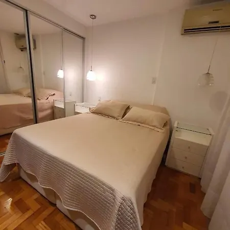 Arpoador Comfort: Beachside Apartment with Fiber Internet Rio de Janeiro Exterior photo